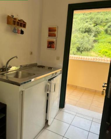 Lithino Apartments - 5Min From The Beach Агиос-Иоаннис-Перист Экстерьер фото